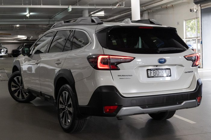 2023 Subaru Outback AWD Touring