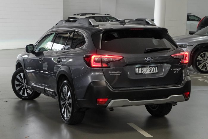 2025 Subaru Outback AWD Touring XT