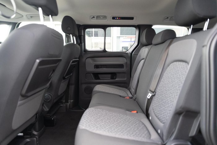 2024 Volkswagen ID. Buzz Pro BEV560