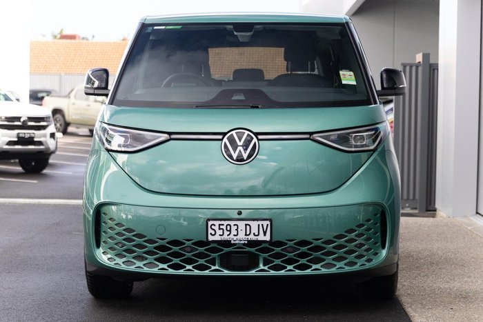 2024 Volkswagen ID. Buzz Pro BEV560