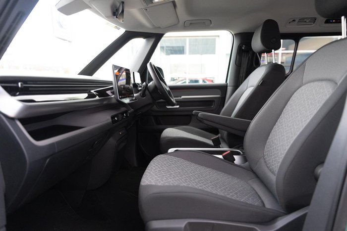 2024 Volkswagen ID. Buzz Pro BEV560