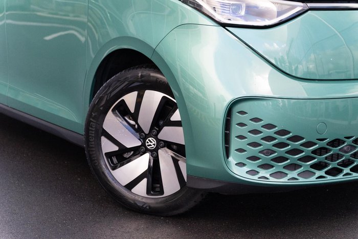 2024 Volkswagen ID. Buzz Pro BEV560