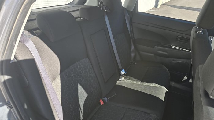 2022 Mitsubishi ASX ES