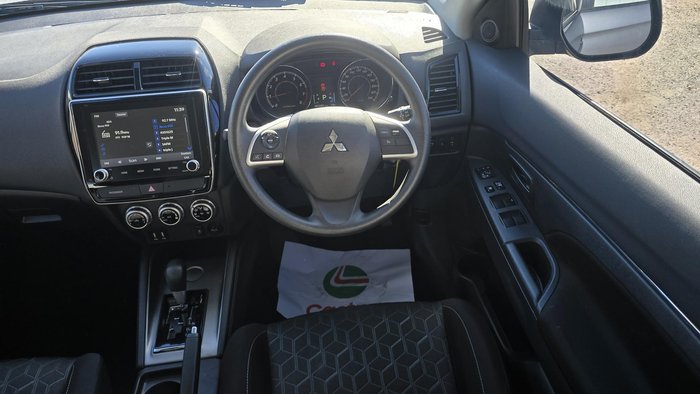 2022 Mitsubishi ASX ES