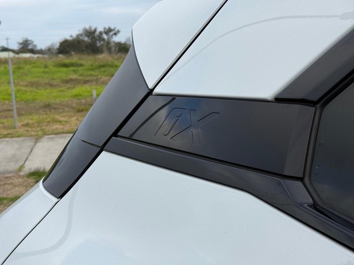 2024 BMW iX xDrive40 Sport