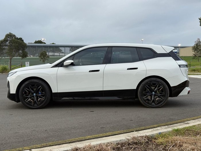 2024 BMW iX xDrive40 Sport