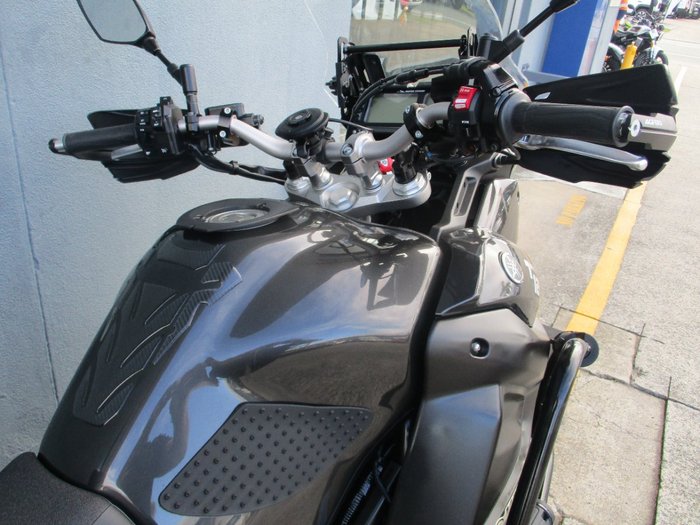 2024 Yamaha XT1200ZE SUPER TENERE Black