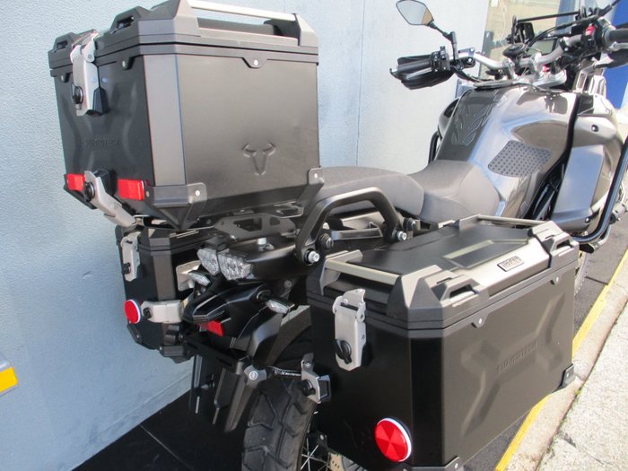 2024 Yamaha XT1200ZE SUPER TENERE Black