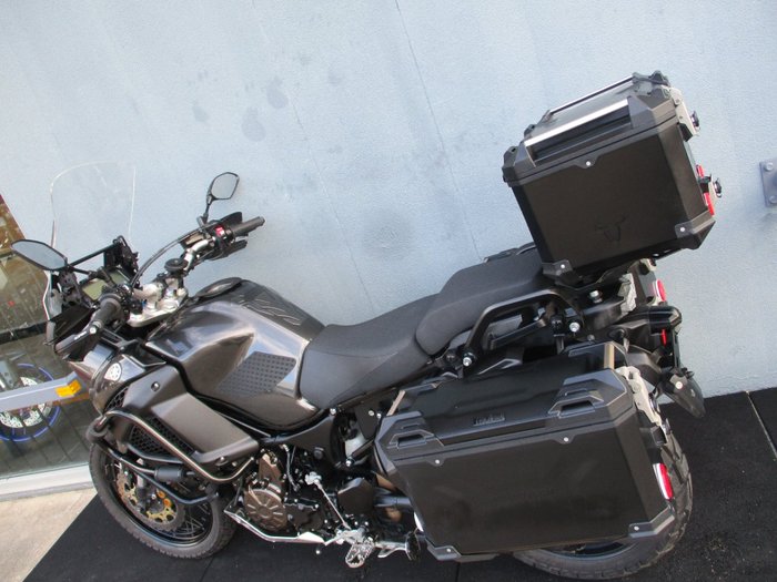 2024 Yamaha XT1200ZE SUPER TENERE Black
