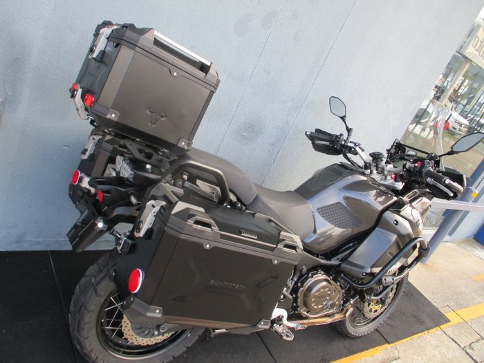 2024 Yamaha XT1200ZE SUPER TENERE Black