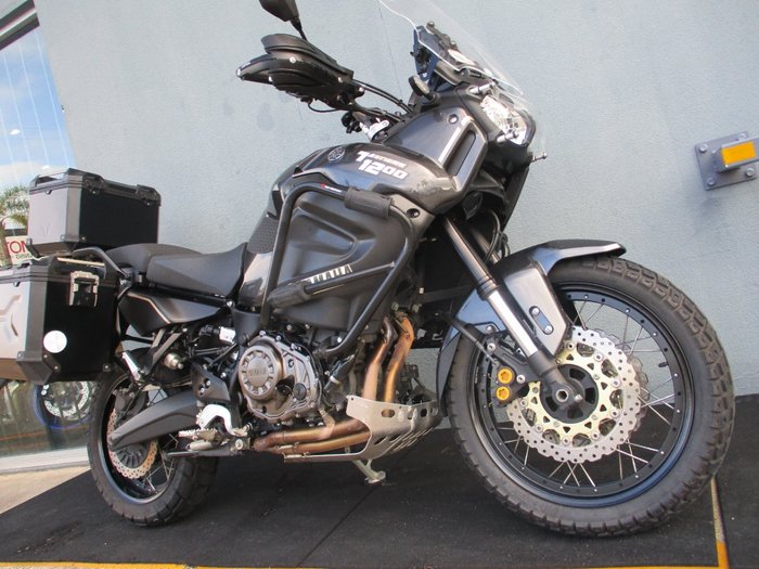 2024 Yamaha XT1200ZE SUPER TENERE Black