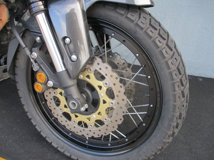 2024 Yamaha XT1200ZE SUPER TENERE Black
