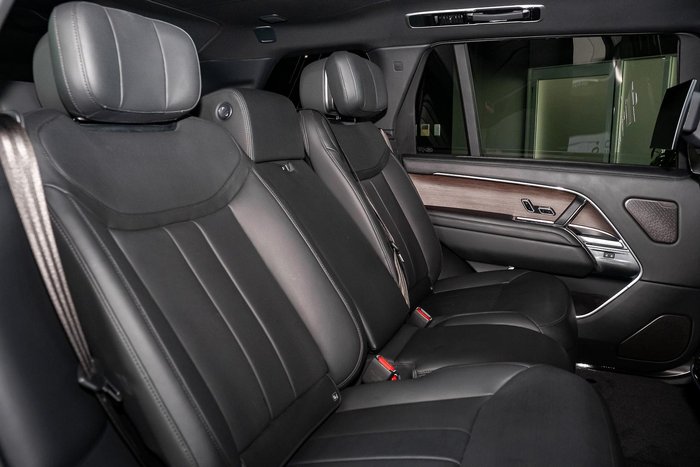 2024 Land Rover Range Rover D350 Autobiography