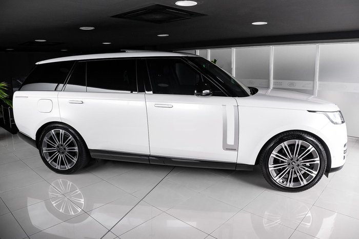 2024 Land Rover Range Rover D350 Autobiography