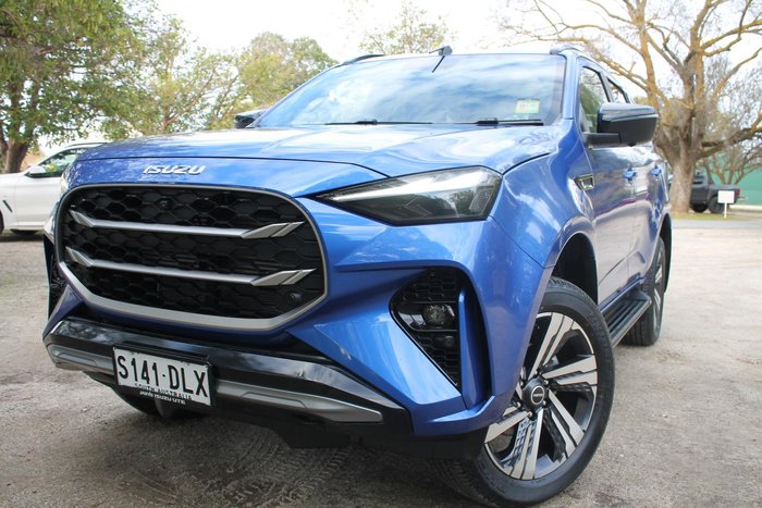 2025 Isuzu MU-X LS-T