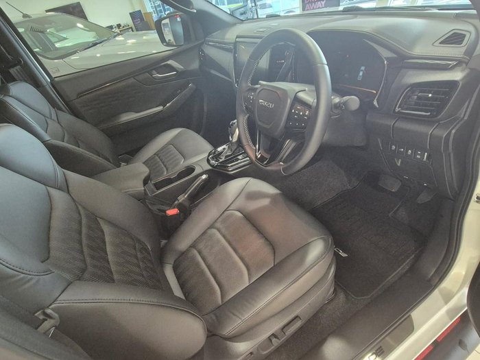 2026 Isuzu D-MAX BLADE