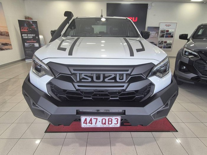 2026 Isuzu D-MAX BLADE