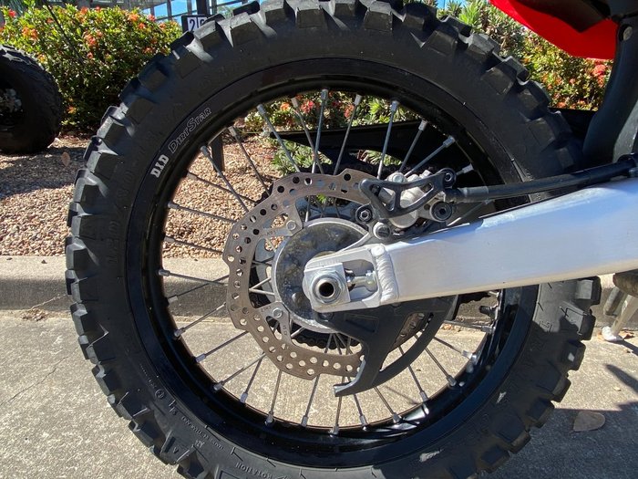 2025 Honda CRF450RL Red