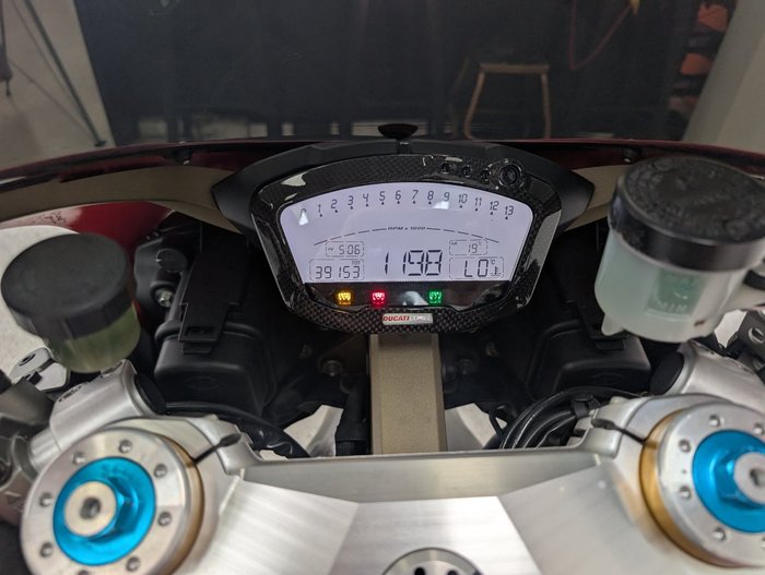 2009 DUCATI 1198 S Red