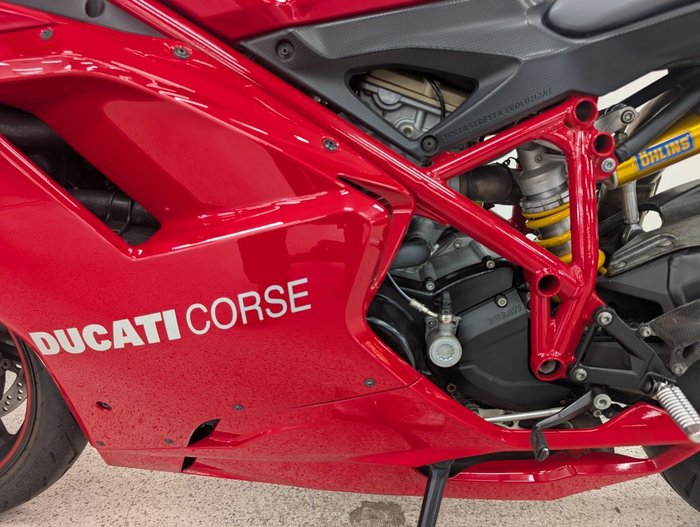 2009 DUCATI 1198 S Red