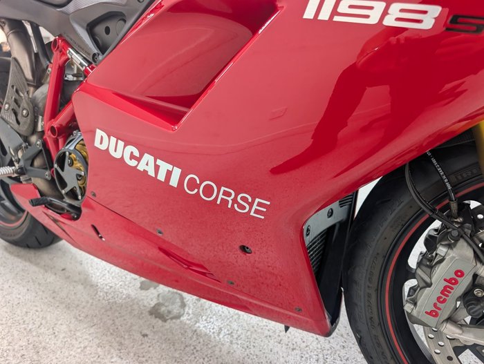 2009 DUCATI 1198 S Red