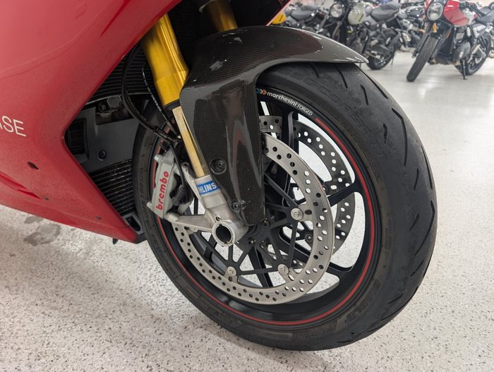 2009 DUCATI 1198 S Red