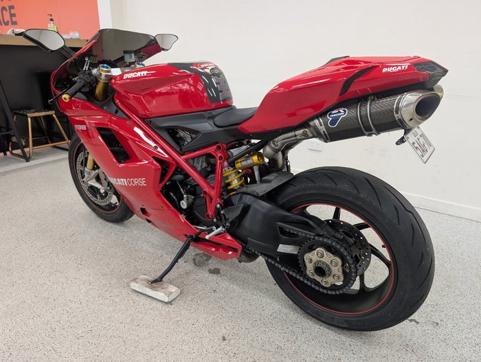 2009 DUCATI 1198 S Red