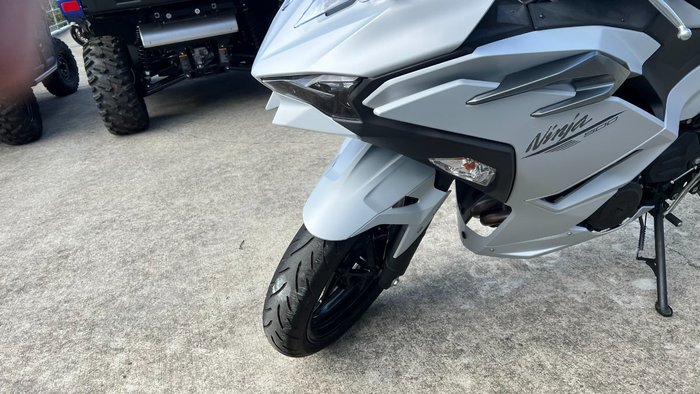 2024 Kawasaki NINJA 500 White