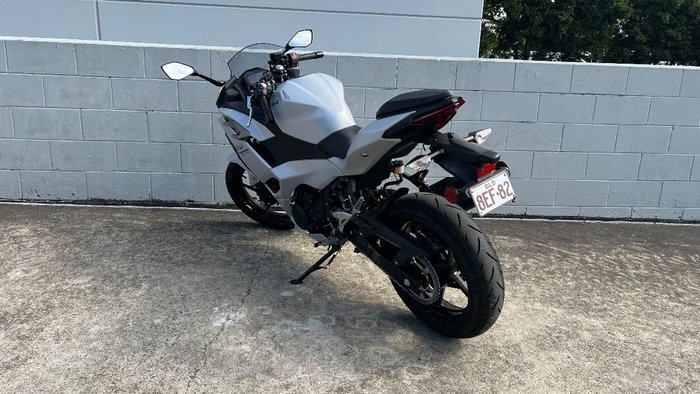 2024 Kawasaki NINJA 500 White