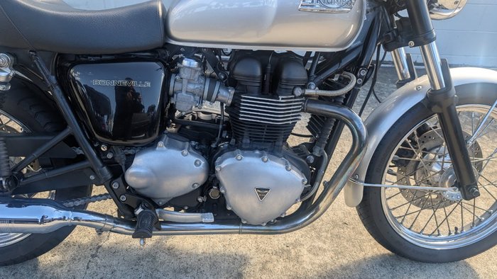2008 Triumph BONNEVILLE T100 Silver