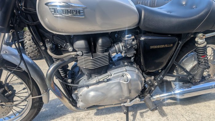 2008 Triumph BONNEVILLE T100 Silver