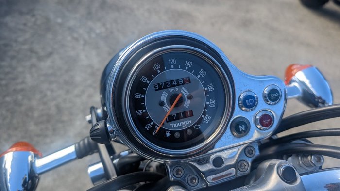 2008 Triumph BONNEVILLE T100 Silver