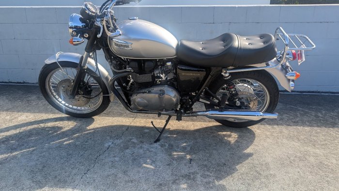 2008 Triumph BONNEVILLE T100 Silver