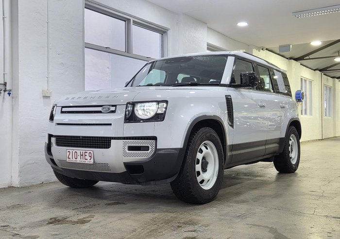 2023 Land Rover Defender 110 P300