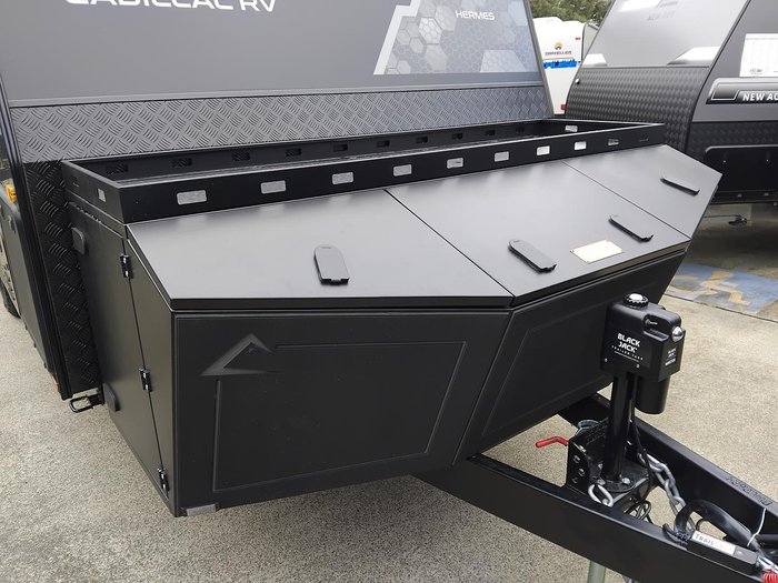 2026 Cadillac RV Hermes Family Double Bunk With The Works