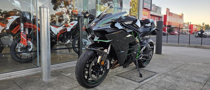 2024 Kawasaki Ninja H2 (ZX1002J) Ninja H2 Grey