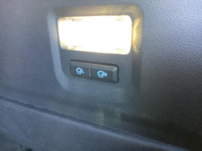2025 Ford Everest Platinum