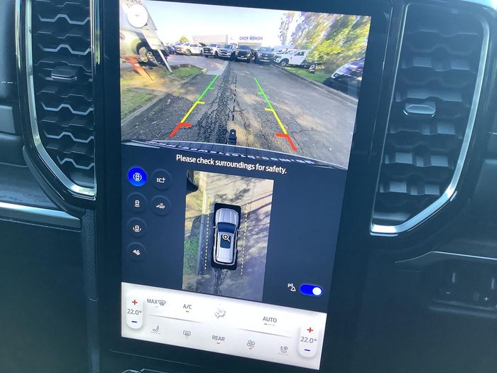 2025 Ford Everest Platinum