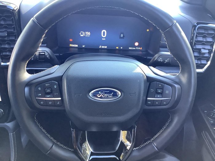 2025 Ford Everest Platinum