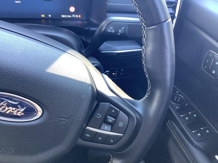 2025 Ford Everest Platinum