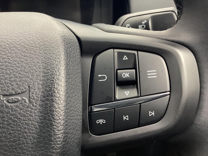 2025 Ford Everest Trend