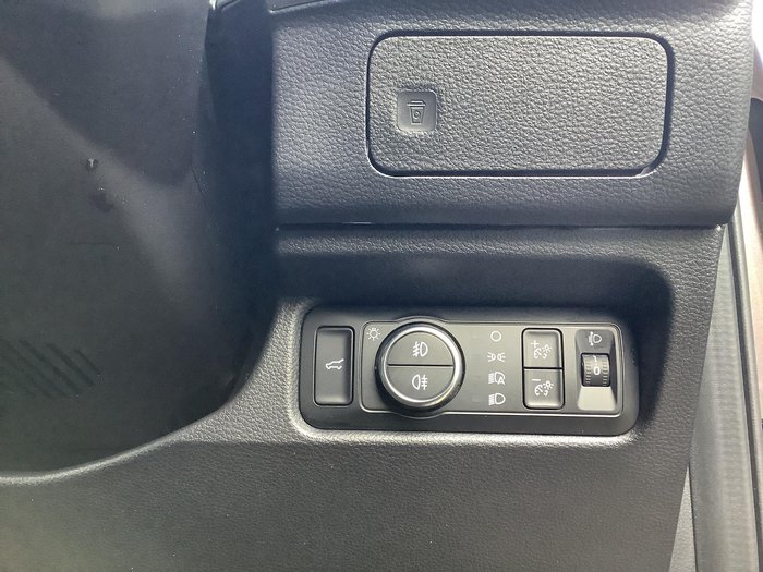 2025 Ford Everest Trend
