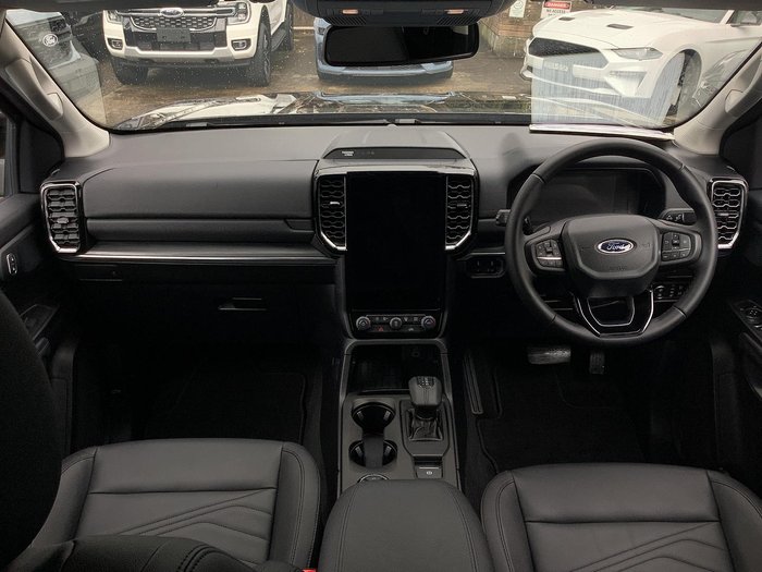 2025 Ford Everest Trend