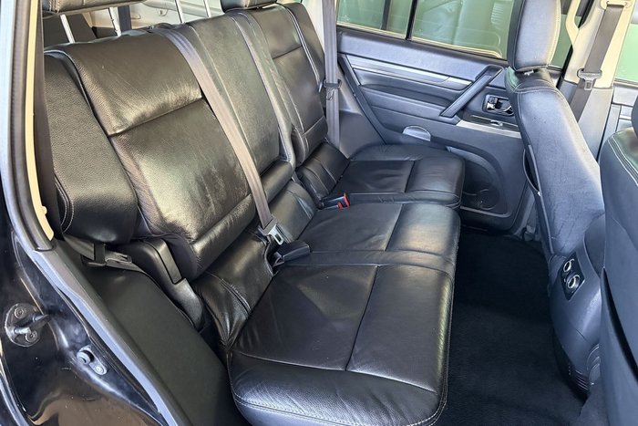 2020 Mitsubishi Pajero GLS Leather Option