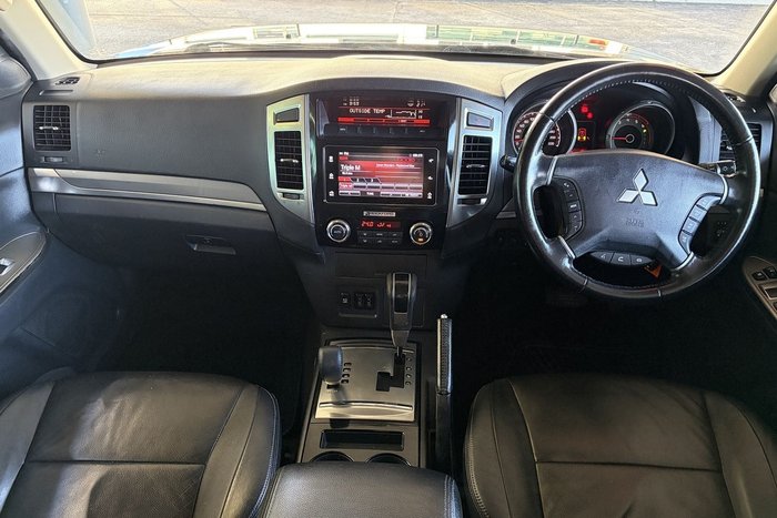 2020 Mitsubishi Pajero GLS Leather Option