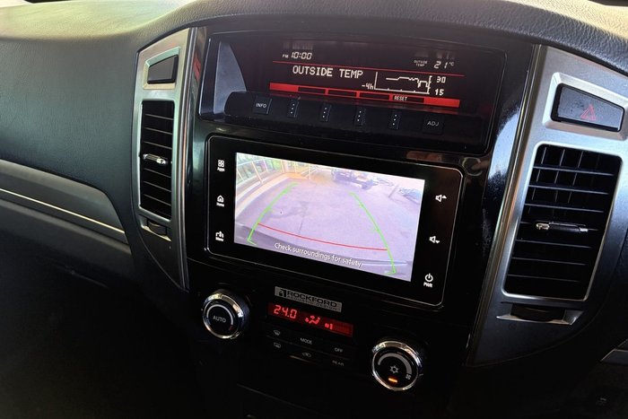 2020 Mitsubishi Pajero GLS Leather Option
