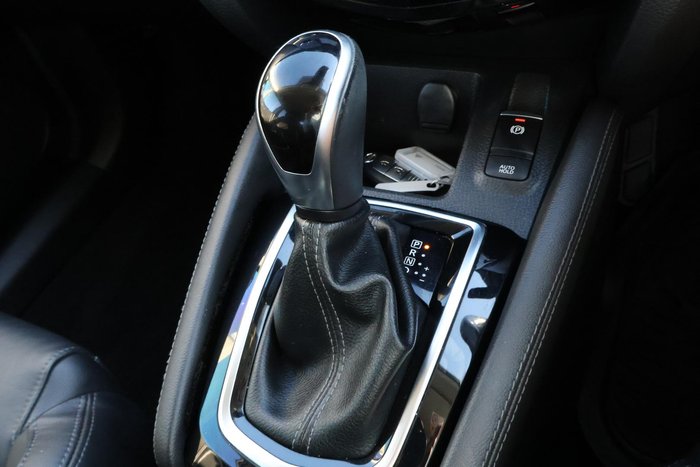2017 Nissan QASHQAI ST-L