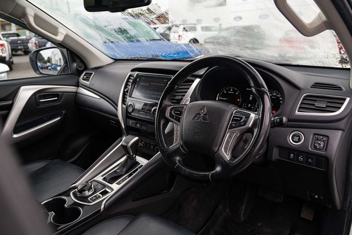 2019 Mitsubishi Pajero Sport GLS