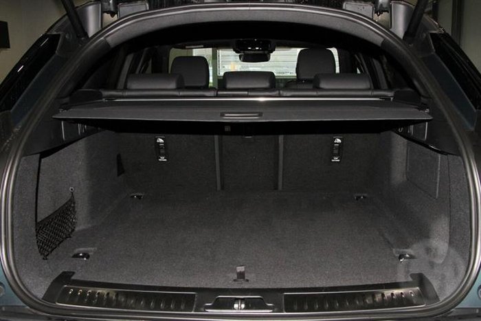 2025 Land Rover Range Rover Velar P250 Dynamic SE