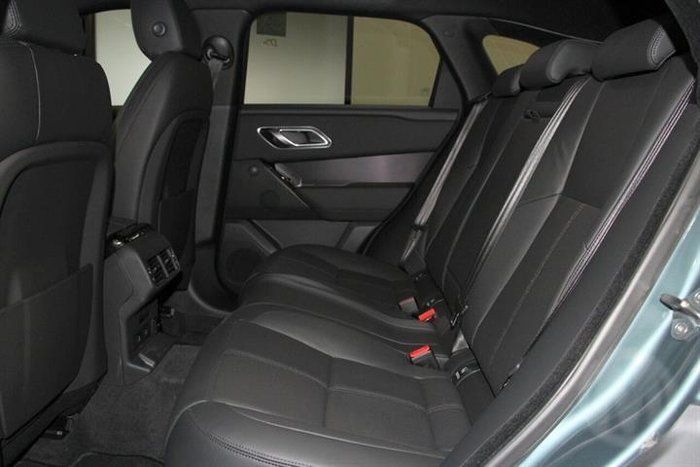 2025 Land Rover Range Rover Velar P250 Dynamic SE